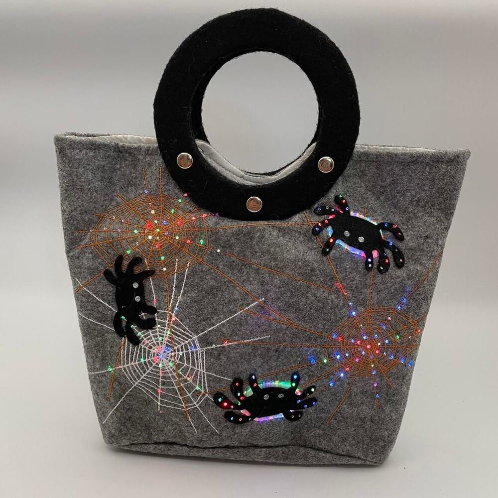 Grey Felt Halloween Purse Handbag Tote Bag Novelty Lights Up Spider Web Spooky - Picture 4 of 8